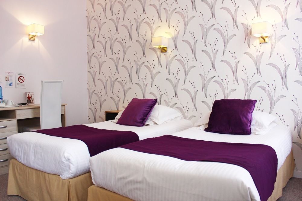 Contact Hotel Les Platanes Villeneuve Sur Lot Centre Esterno foto